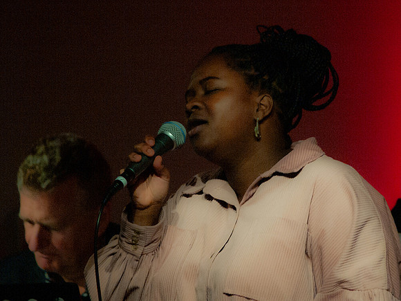 P1017283
